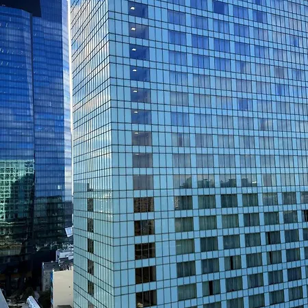 Platinum Towers Skyline View Apartment