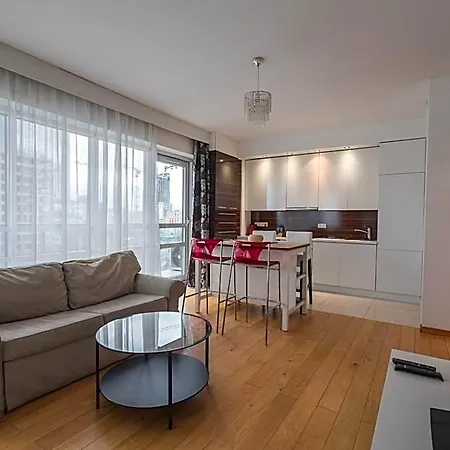 Platinum Towers Skyline View 4*